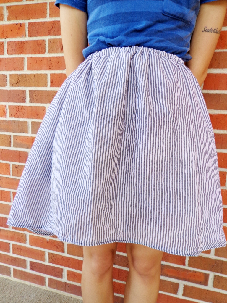 Seersucker skirt in blue and white. Handmade by Conniya